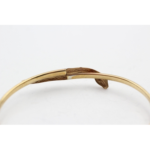 14 - 9ct gold snake bangle (3.3g)