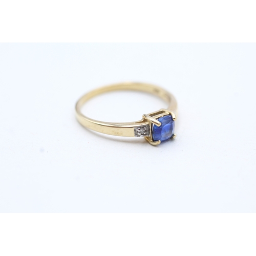 148 - 9ct gold diamond & kyanite ring (1.7g) Size O