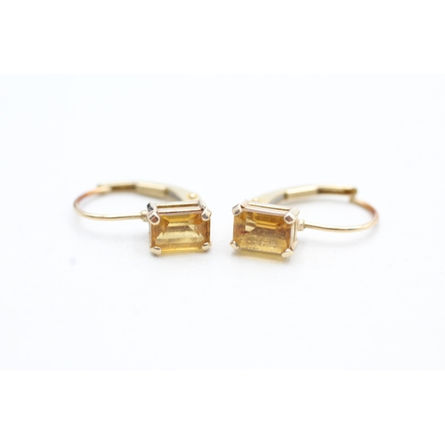 178 - 9ct gold citrine earrings with leaver backs (1.3g)