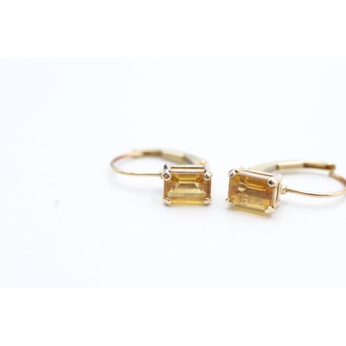 178 - 9ct gold citrine earrings with leaver backs (1.3g)