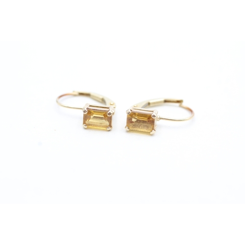 178 - 9ct gold citrine earrings with leaver backs (1.3g)