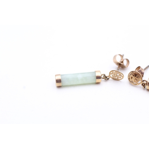 186 - 9ct gold jade drop earrings (1.7g)