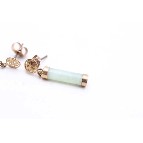 186 - 9ct gold jade drop earrings (1.7g)