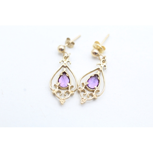 197 - 9ct gold pear cut amethyst set drop earrings (1.6g)