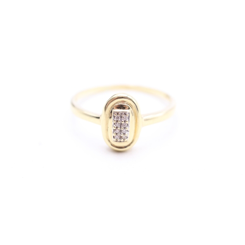 2 - 18ct gold diamond dress ring (3.4g) Size W