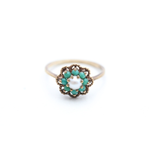 209 - 9ct gold vintage turquoise and pearl set cluster ring (1.9g) Size N 1/2