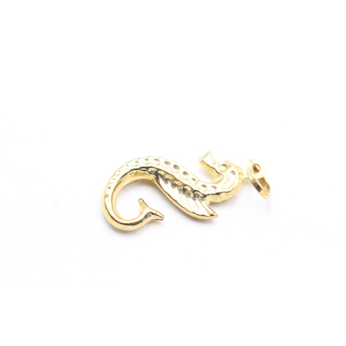 25 - 9ct gold seahorse charm (0.9g)