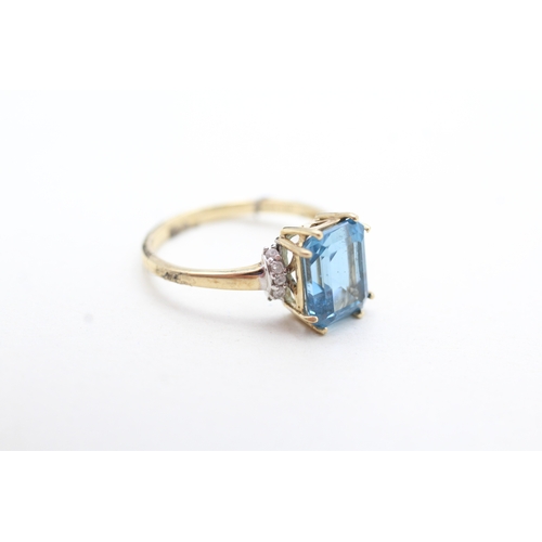 3 - 9ct gold blue topaz and white gemstone set cocktail ring (3g) Size R 1/2