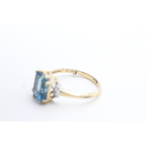 3 - 9ct gold blue topaz and white gemstone set cocktail ring (3g) Size R 1/2