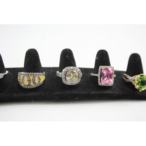 312 - Collection of Sterling Silver CZ Rings inc. Cocktail, Enamel, Solitaire x 6 35g