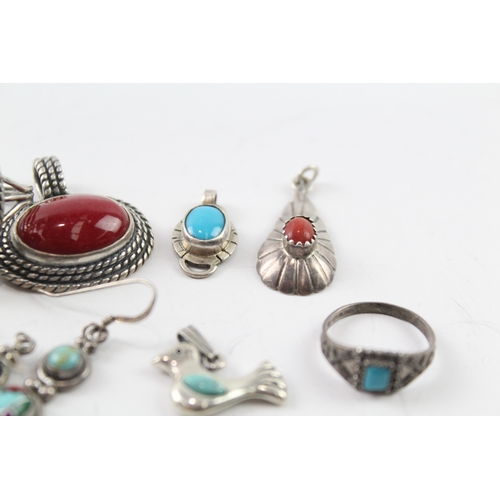 321 - Collection of Sterling Silver Native American Jewellery inc. Signed x 8 33g