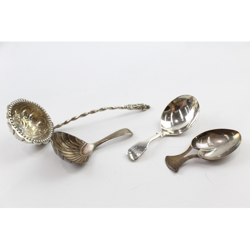 356 - 4 x Antique / Vintage .925 Sterling Silver Spoons Inc Georgian, Caddy 59g