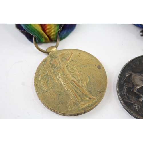 379 - WW1 Medal Pair MZ2576 J. Wakefield ABRNVR x 2