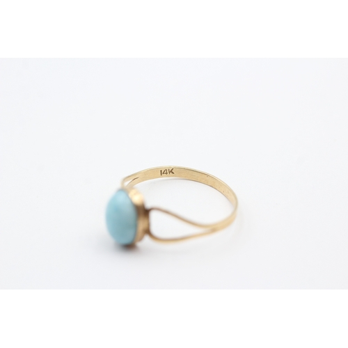 42 - 14ct gold larimar single stone ring (1.2g) Size P