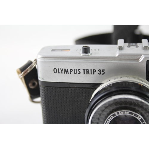 452 - Olympus Trip 35 Film Camera Working w/ D. Zuiko 40mm F/2.8 Lens