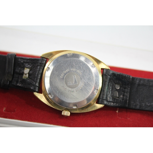 472 - Men's Vintage Roamer Searock Gold Tone Watch Hand-Wind  WATCH RUNS