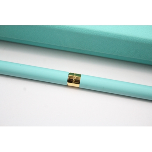 478 - TIFFANY & CO. Tiffany Blue Enamel & Gold Plate Ballpoint Pen / Biro WRITING