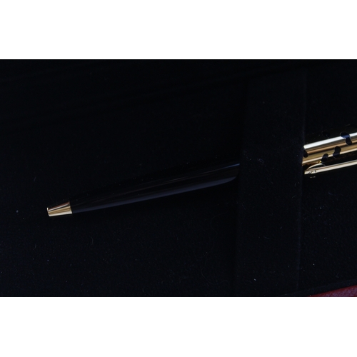 479 - Panthere De Cartier Gold Plated & Black Resin Ladies Ballpoint Pen Biro WRITING