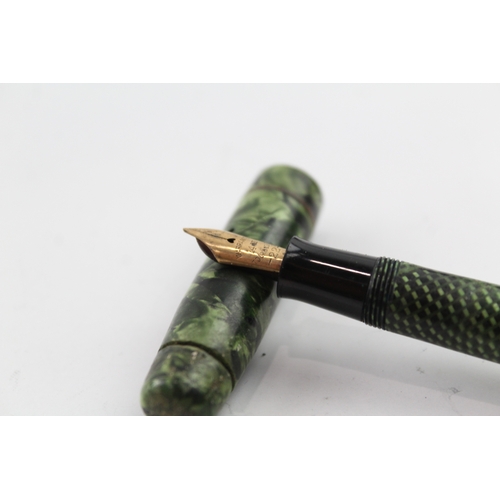 491 - Vintage De La Rue Onoto Minor Green Fountain Pen w/ 14ct Gold Nib WRITING