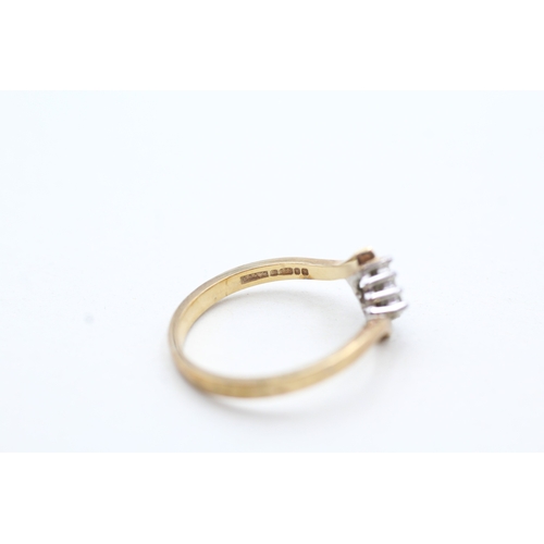 92 - 9ct gold diamond twist ring (1.9g) Size L 1/2