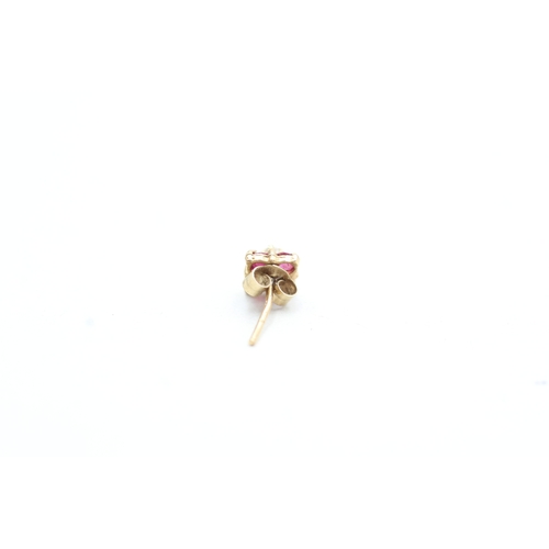 94 - 9ct gold ruby and diamond stud earrings (0.4g)