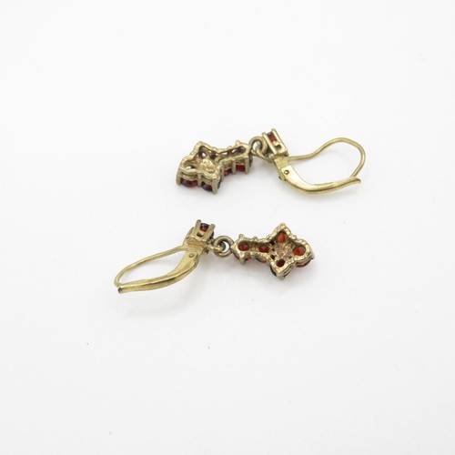 36 - 8ct gold garnet set cluster drop earrings (2.7g)