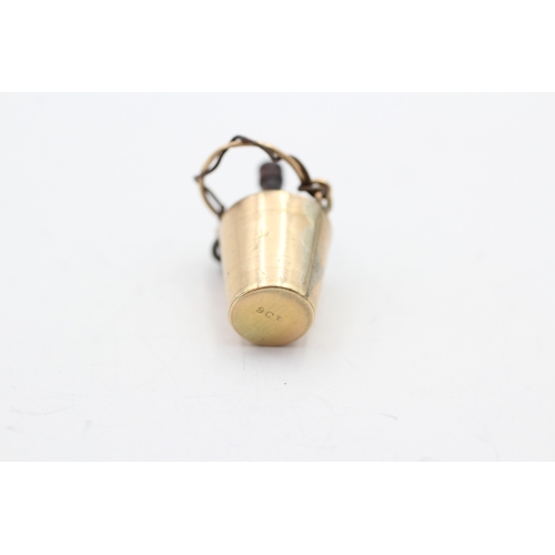 11 - 9ct gold champagne bucket charm (1.6g)