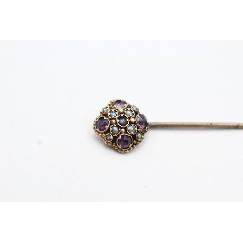 146 - 9ct gold amethyst and seed pearl stick pin (1.5g)