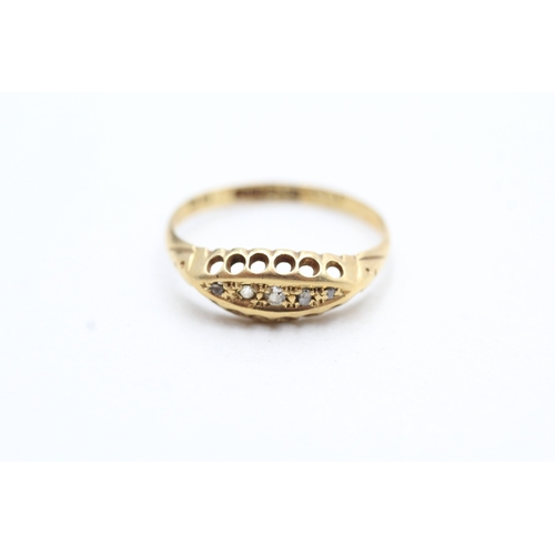 153 - 18ct gold antique diamond ring with Chester hallmark (1.6g) Size P 1/2