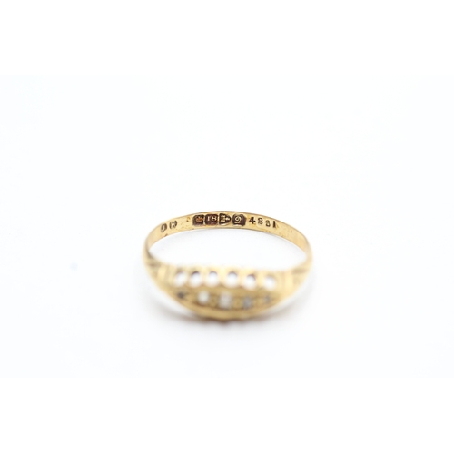 153 - 18ct gold antique diamond ring with Chester hallmark (1.6g) Size P 1/2