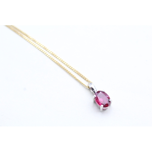 156 - 9ct gold pink gemstone set pendant necklace (2.1g)