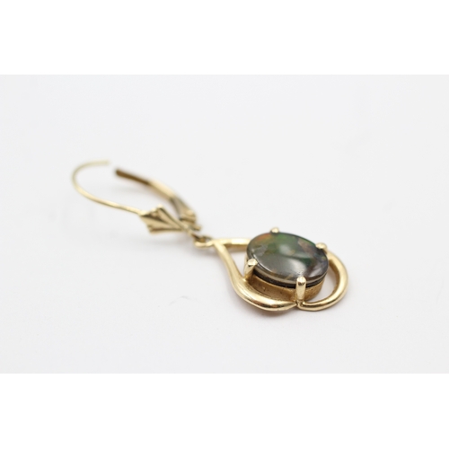 165 - 14ct gold ammolite triplet drop earrings (3.2g)