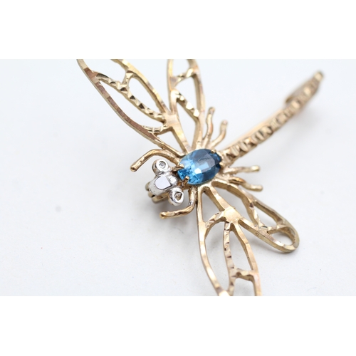 18 - 9ct gold diamond and blue topaz dragonfly brooch (3.6g)