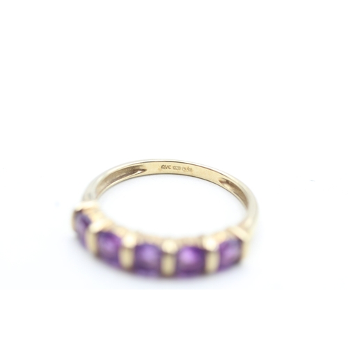 183 - 9ct gold amethyst five stone ring (2g) Size Q