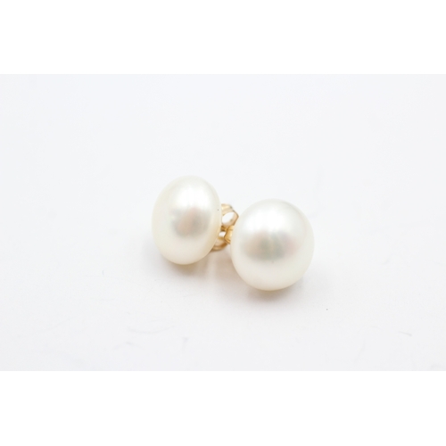 189 - 9ct gold cultured pearl stud earrings (3.3g)