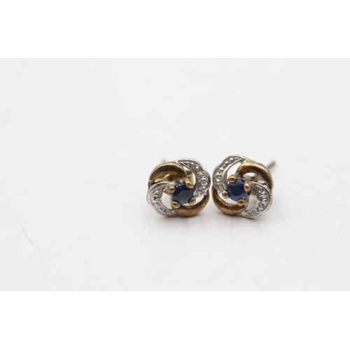 201 - 9ct gold sapphire twist stud earrings (1.2g)