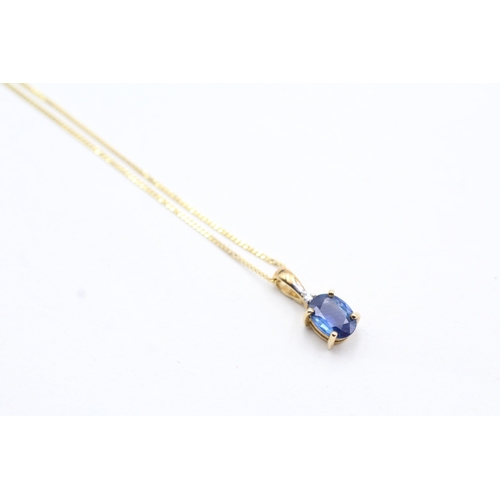 204 - 9ct gold kyanite & diamond pendant necklace (1.5g)