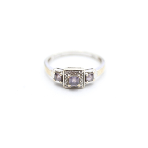 206 - 9ct white gold diamond and tanzanite trilogy ring (2.3g) Size O 1/2