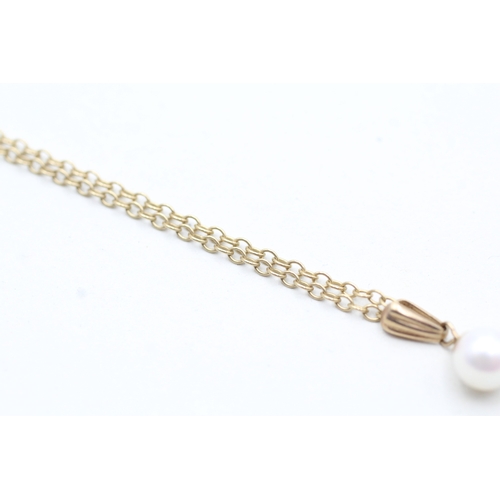 227 - 9ct gold cultured pearl pendant necklace (2.8g)