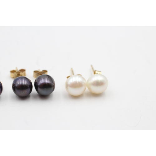 249 - 3x 9ct gold cultured pearl stud earrings (2.8g)