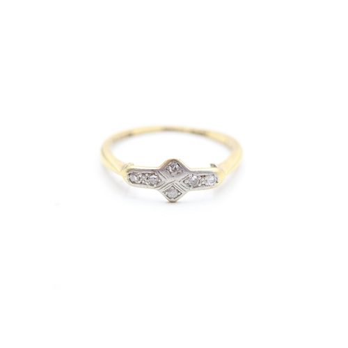 40 - 18ct gold diamond set dress ring (1.6g)