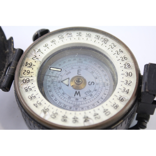 413 - WW2 Era Military Compass Maker FB&S Mils MK.I