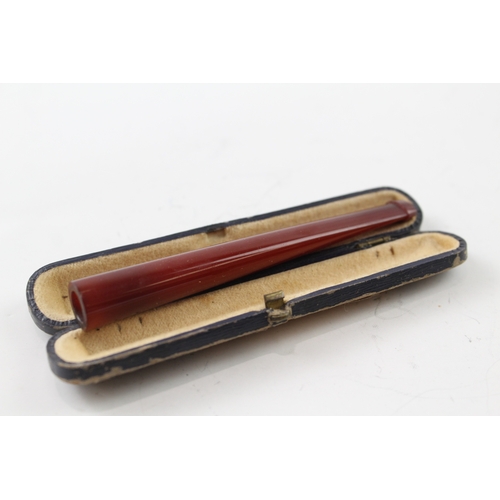 426 - Antique Cased Cherry Bakelite Cheroot