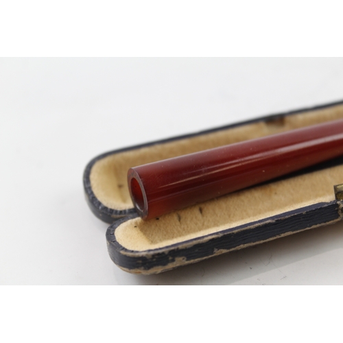 426 - Antique Cased Cherry Bakelite Cheroot