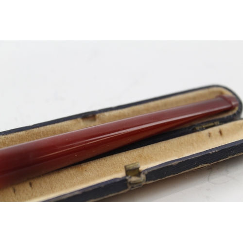 426 - Antique Cased Cherry Bakelite Cheroot