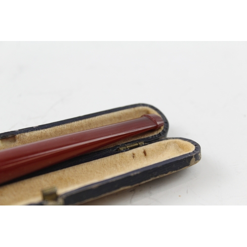 426 - Antique Cased Cherry Bakelite Cheroot