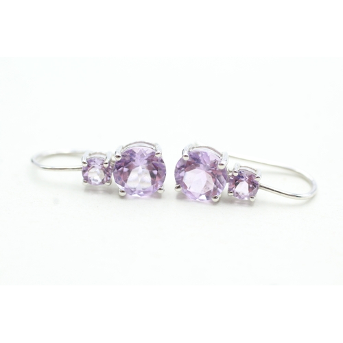 43 - 9ct gold amethyst drop earrings (2.1g)