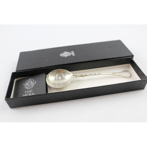 481 - Vintage LIBERTY & CO 1988 Edinburgh Sterling Silver 'Hera Collection' Spoon 10g