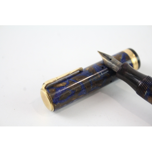 483 - Vintage Waterman Ideal Blue Lacquer Ladies Fountain Pen w/ 14ct Nib WRITING