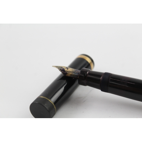 484 - Vintage Parker Lucky Curve Black Lacquer Fountain Pen w/ 14ct Gold Nib WRITING